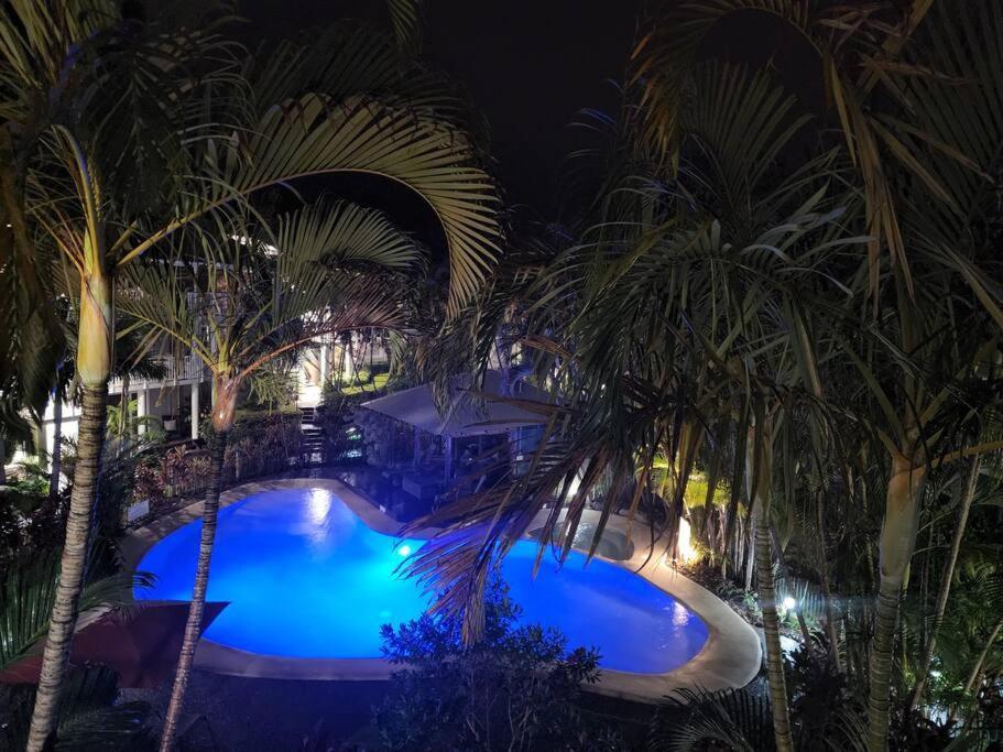 Luxury Top Floor Sunset Villa 누사빌 외부 사진